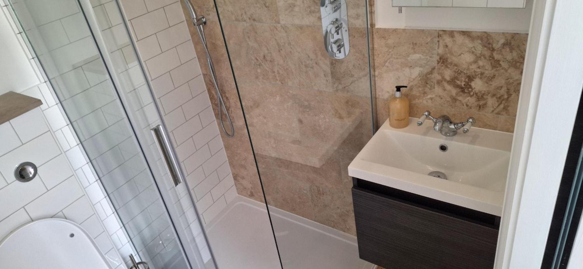 New 3 Bedrooms Flat In Ashford Near Heathrow Zewnętrze zdjęcie