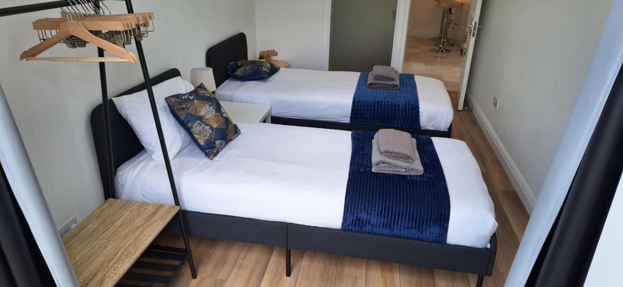 New 3 Bedrooms Flat In Ashford Near Heathrow Zewnętrze zdjęcie