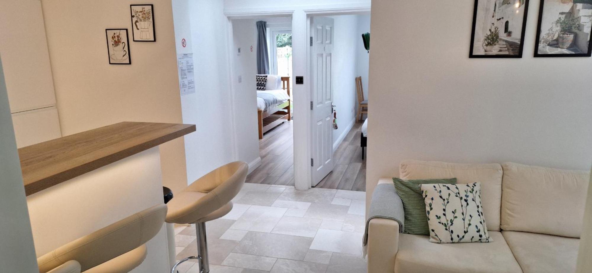 New 3 Bedrooms Flat In Ashford Near Heathrow Zewnętrze zdjęcie